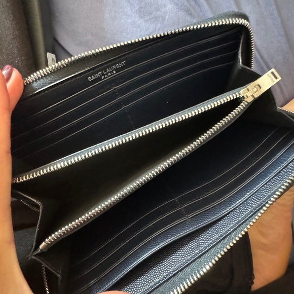 Authentic ysl wallet - Picture 7 of 11